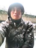 目も開けられない